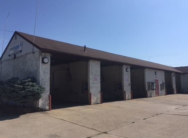 More Photos Of 1325 S Detroit St, Bellefontaine Carwash For Sale