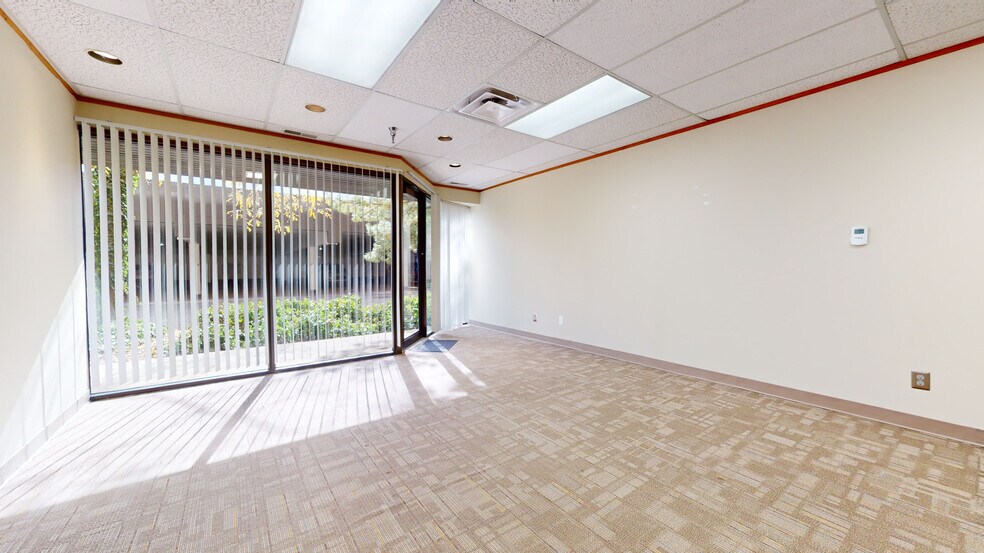 More Photos Of 315 E Eisenhower Pky, Ann Arbor Office For Lease