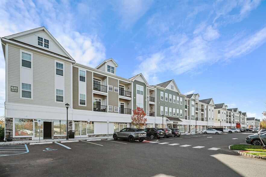 More Photos Of 1 Housel Cir, Hillsborough Apartments For Lease