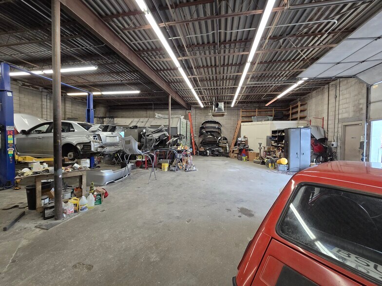 More Photos Of 1112 King St, Portsmouth Auto Repair For Sale