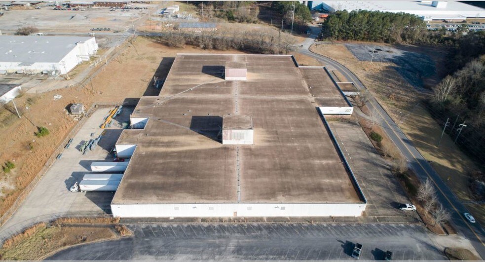 More Photos Of 470 Joseph St, Alexander City Warehouse For Lease