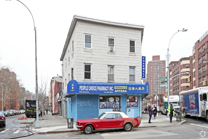 Primary Photo Of 527 Grand St, New York Apartments For Lease
