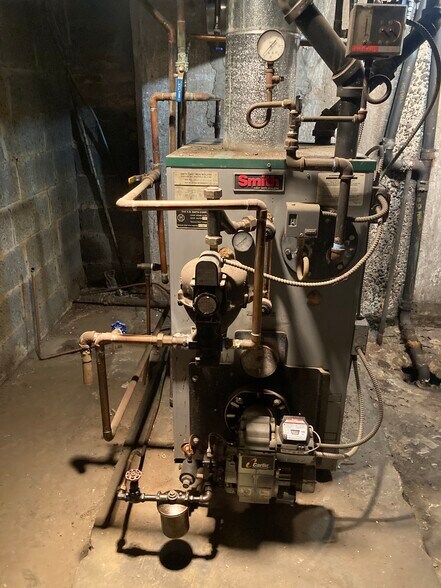 More Photos Of 5408 Flushing Ave, Maspeth Apartments For Sale