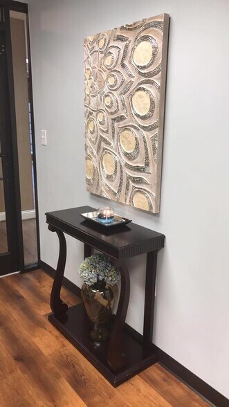 More Photos Of 535 Wellington Way, Lexington Medical For Sale
