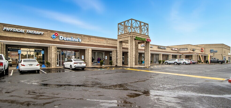 More Photos Of 21043 N Cave Creek Rd, Phoenix Storefront For Lease