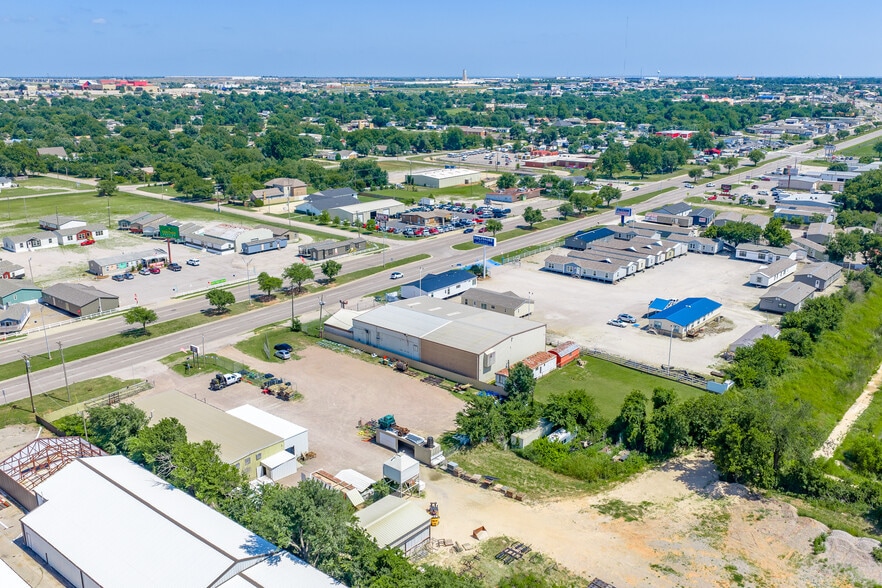 More Photos Of 6209 S Shields Blvd, Oklahoma City Manufacturing For Sale