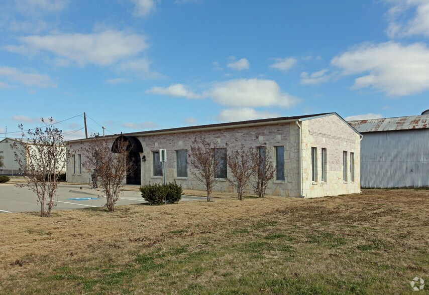 More Photos Of 9090 1st St, Frisco Office For Lease