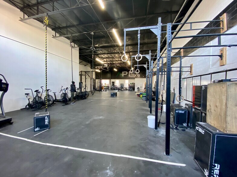 More Photos Of 3030-3034 Downing St, Denver Health Club For Lease