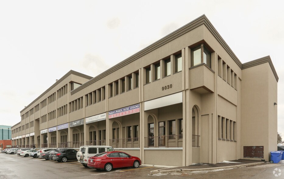 More Photos Of 9030 Leslie St, Richmond Hill Showroom For Lease
