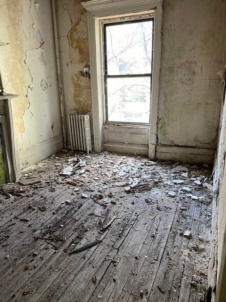 More Photos Of 552 W 148th St, New York Apartments For Sale