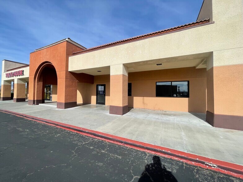 More Photos Of 700-890 N China Lake Blvd, Ridgecrest Unknown For Lease