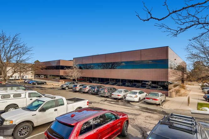 More Photos Of 2121 S Blackhawk St, Aurora Office For Lease