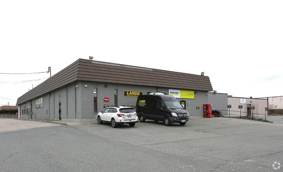 Primary Photo Of 11 Comstock Pky, Cranston Freestanding For Lease