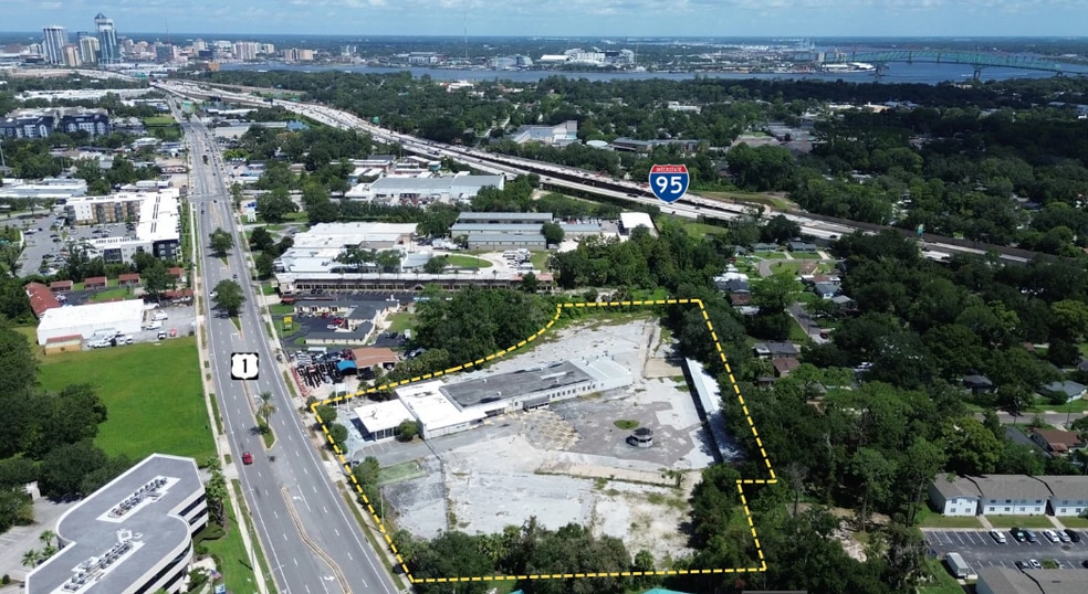 Primary Photo Of 3261 Philips Hwy, Jacksonville Warehouse For Lease