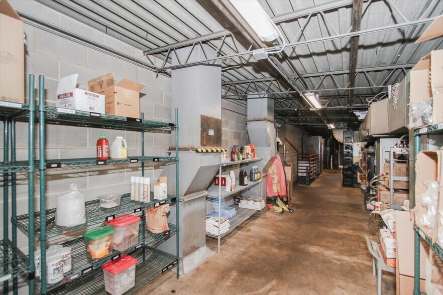 More Photos Of 720 E Rand Rd, Mount Prospect Fast Food For Sale