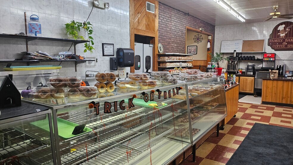 More Photos Of 412 Main St, Bottineau Freestanding For Sale