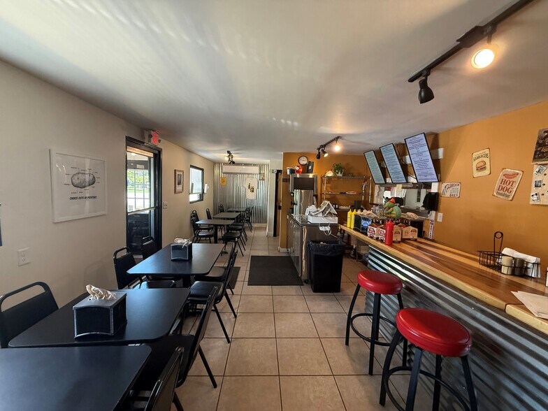 More Photos Of 566 E Main St, Yadkinville Restaurant For Sale