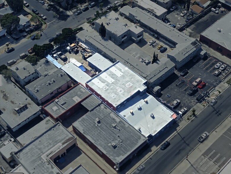 More Photos Of 11924 Vose St, North Hollywood Warehouse For Lease