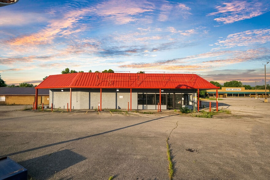 Primary Photo Of 425 Camden Rd, Huntington Drugstore For Sale