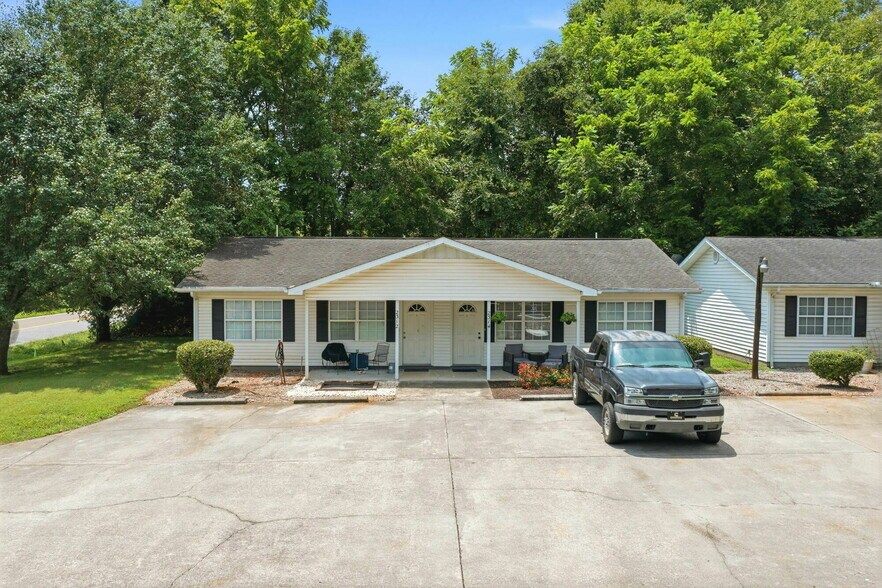 More Photos Of 2312 Boyds Creek Hwy, Sevierville Apartments For Sale