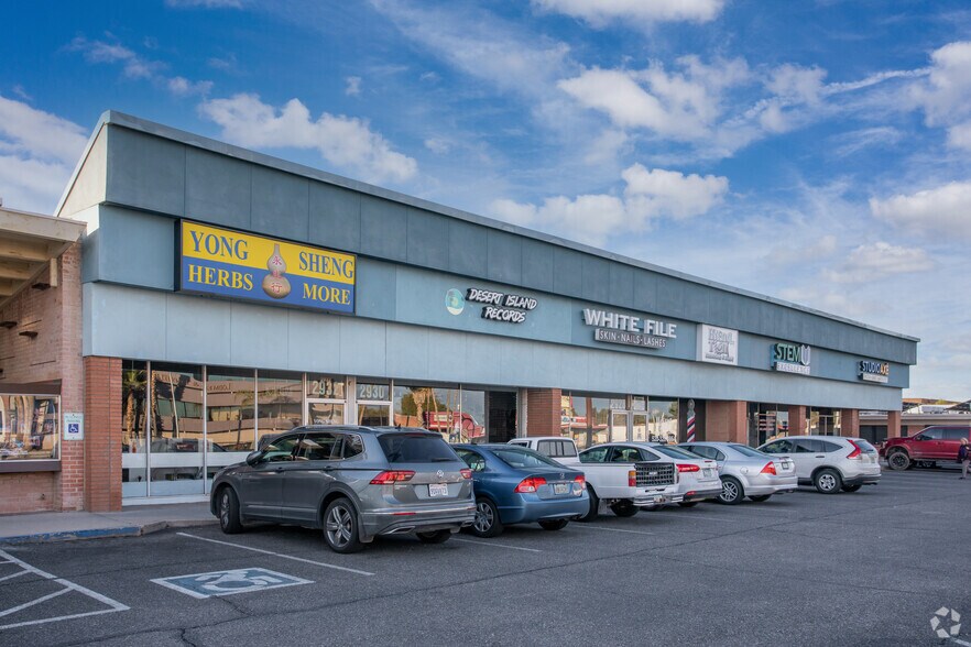 Primary Photo Of 2920-2932 E Broadway Blvd, Tucson Freestanding For Lease