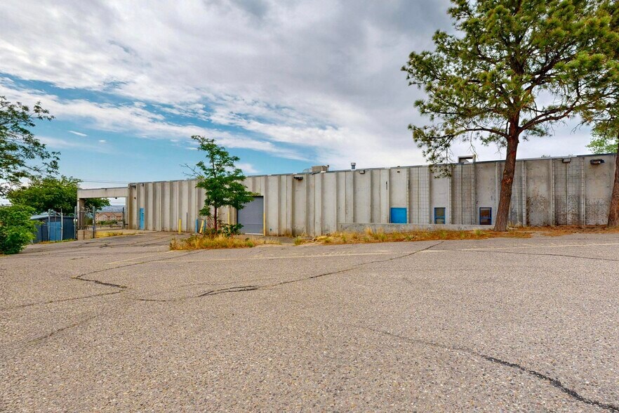 More Photos Of 1920 Columbia Dr SE, Albuquerque Warehouse For Lease