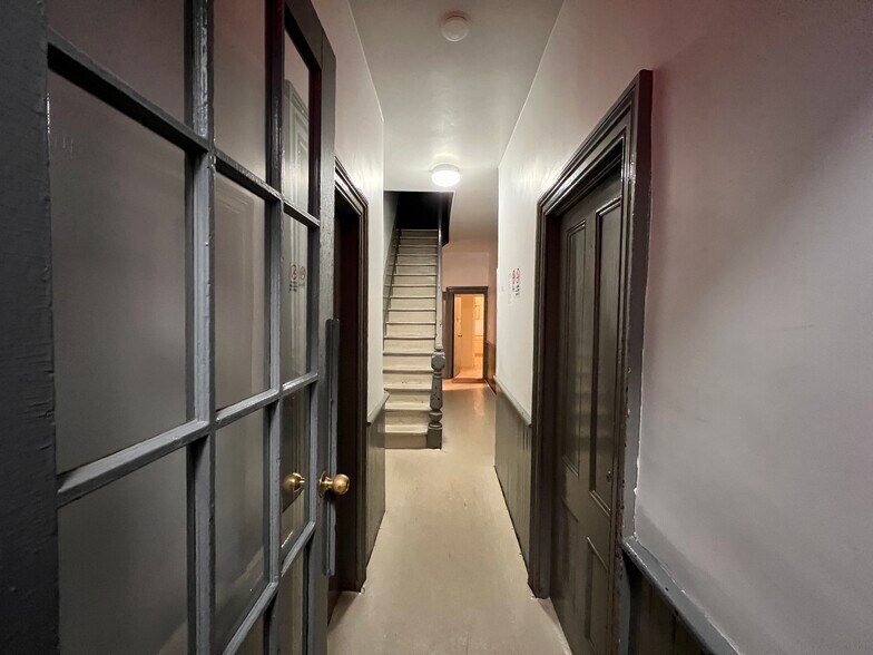 More Photos Of 127 N 4th St, Brooklyn Apartments For Sale