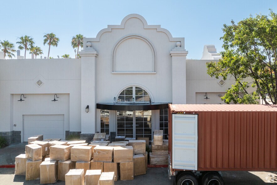 More Photos Of 4940 Dublin Blvd, Dublin Restaurant For Lease