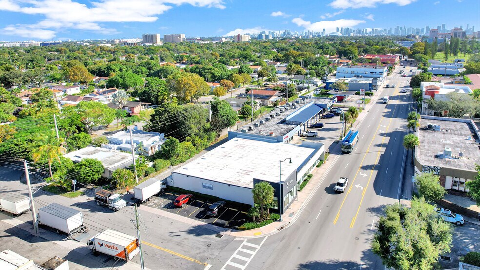 More Photos Of 4795-4797 SW 8th St, Miami Freestanding For Lease