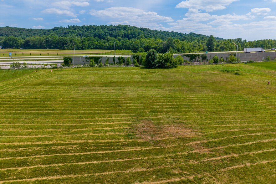 More Photos Of 905 Plaza Dr, Martinsville Land For Sale
