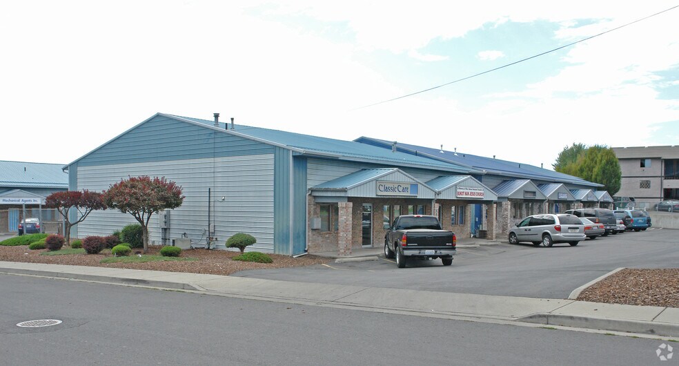 Primary Photo Of 2324 E Euclid Ave, Spokane Light Distribution For Lease