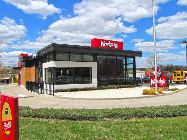 More Photos Of 4502-4594 US Highway 9, Howell Unknown For Lease