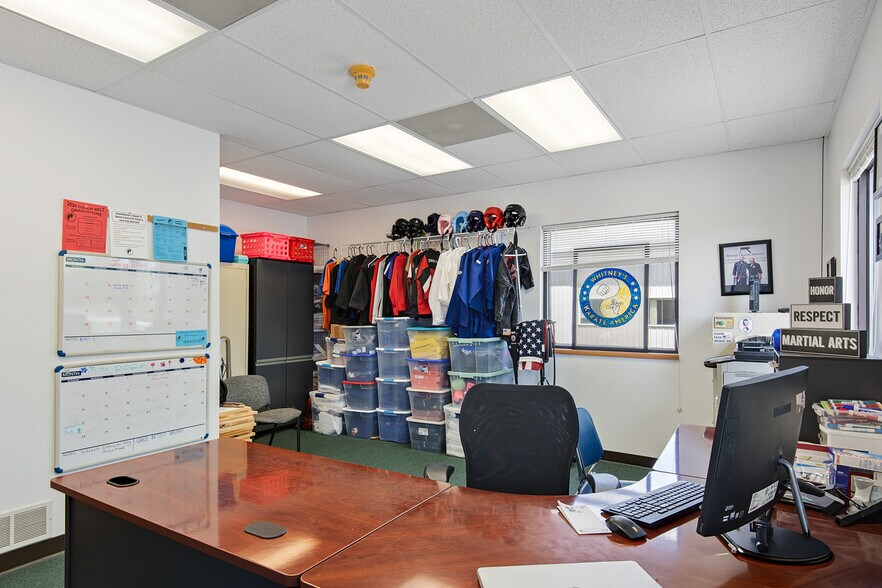 More Photos Of 2270 Salscheider Ct, Howard Warehouse For Sale