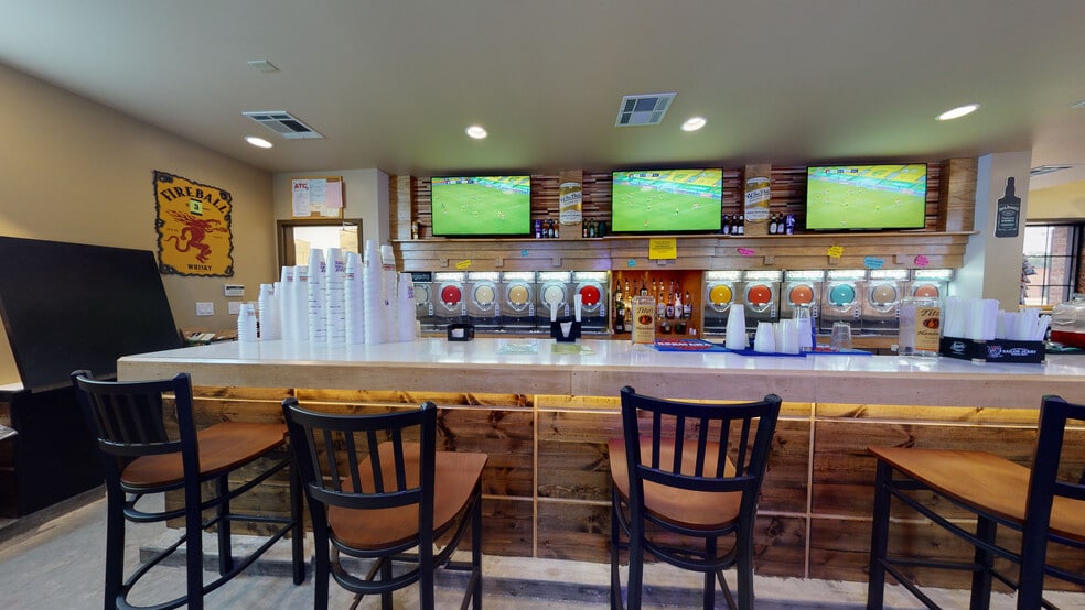 More Photos Of 5111 Common St, Lake Charles General Retail For Lease