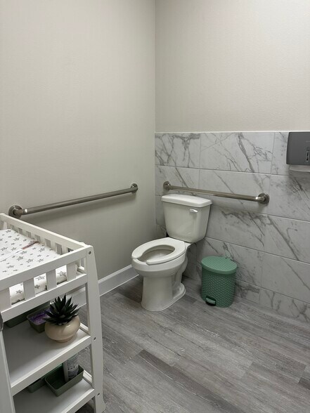 More Photos Of 28111 S Firethorne Rd, Katy Office For Lease