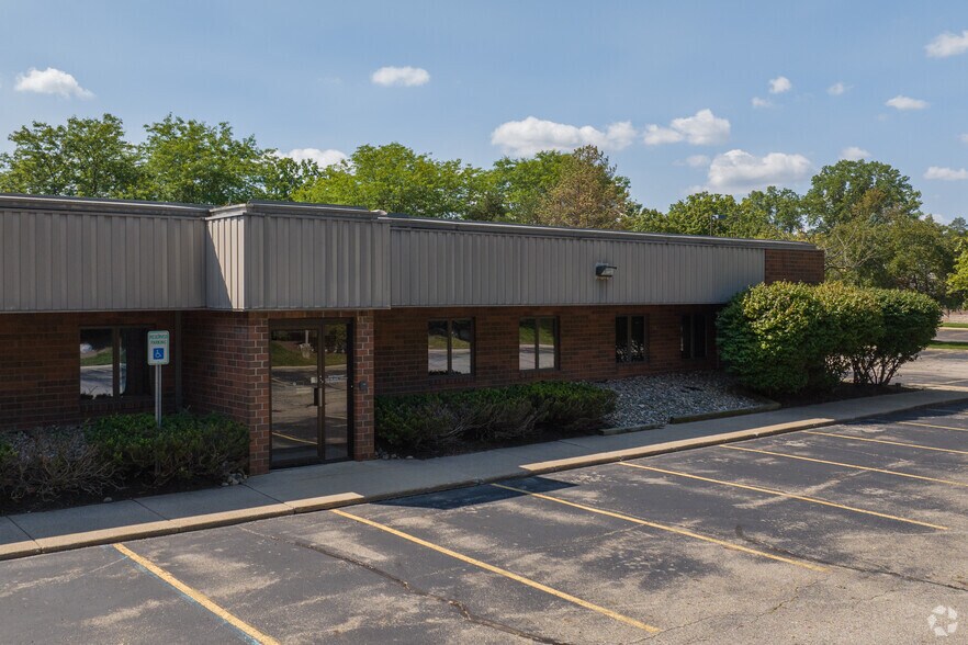 More Photos Of 2356-2370 Science Pky, Okemos Office For Sale