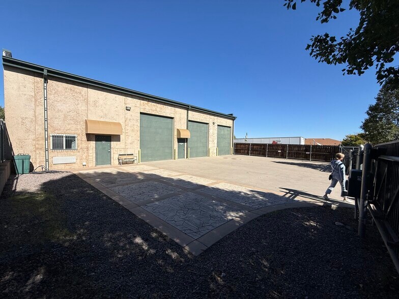 More Photos Of 1985 W Iliff Ave, Englewood Warehouse For Lease