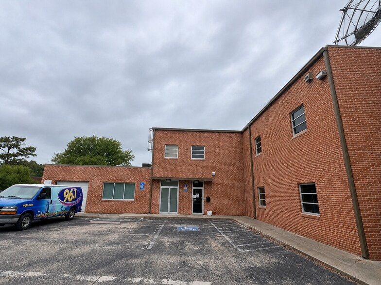 More Photos Of 6440 Atlantic Blvd, Jacksonville Office For Lease