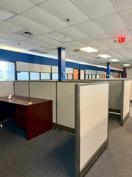 More Photos Of 2 Volvo Dr, Rockleigh Light Manufacturing For Lease