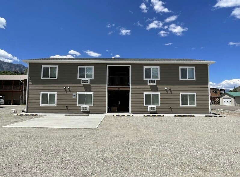 Primary Photo Of 305 Spring Street, Gardiner Multifamily For Sale