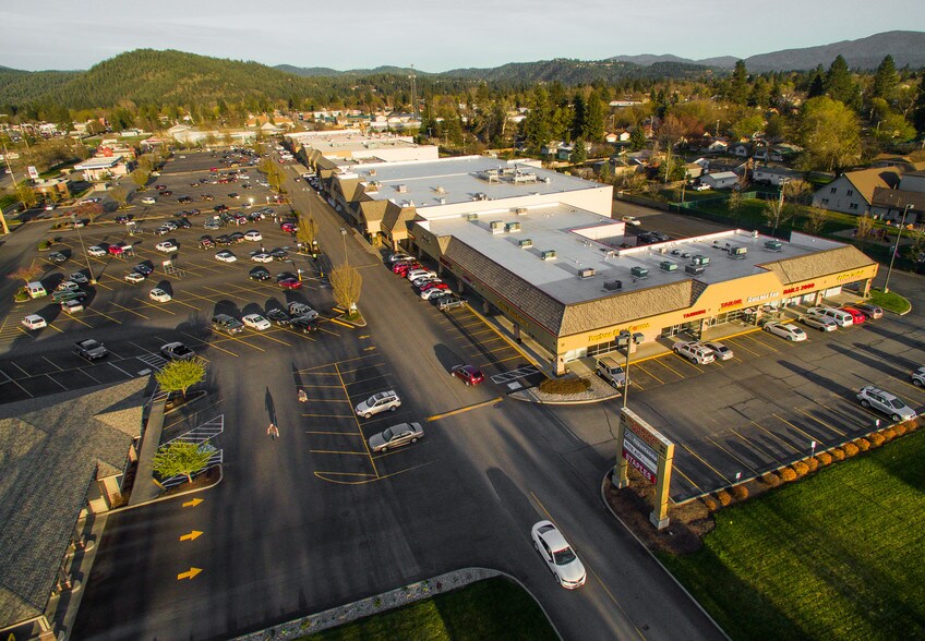 More Photos Of 226 W Ironwood Dr, Coeur d'Alene Unknown For Lease