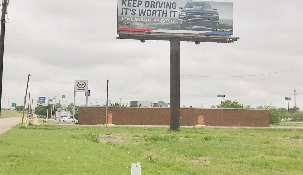 More Photos Of 1105 Central Fwy, Wichita Falls Land For Sale