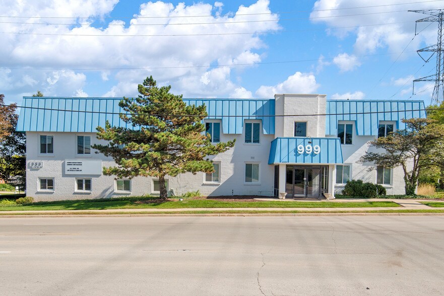 More Photos Of 999 N Main St, Glen Ellyn Office For Lease