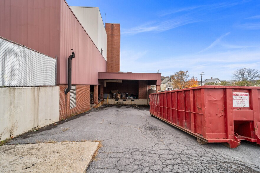 More Photos Of 94 Hospital St, Ridgway Specialty For Sale