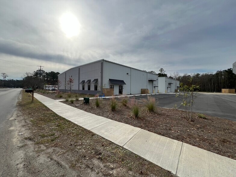 More Photos Of 7635 Southrail Road, North Charleston Industrial For Lease
