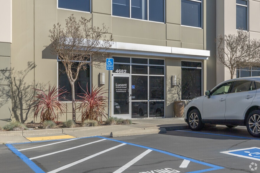 More Photos Of 4650-4698 Duckhorn Dr, Sacramento Research And Development For Sale