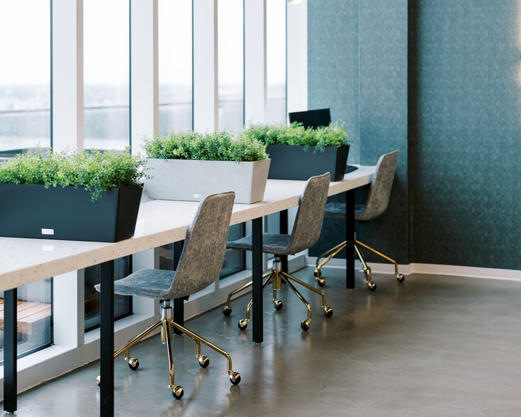More Photos Of 6275 W Plano Pky, Plano Coworking Space