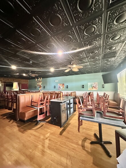 More Photos Of 231 Del Prado Blvd, Cape Coral Unknown For Lease