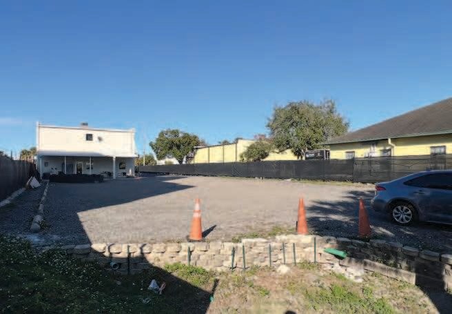 More Photos Of 822 W Central Blvd, Orlando Flex For Lease