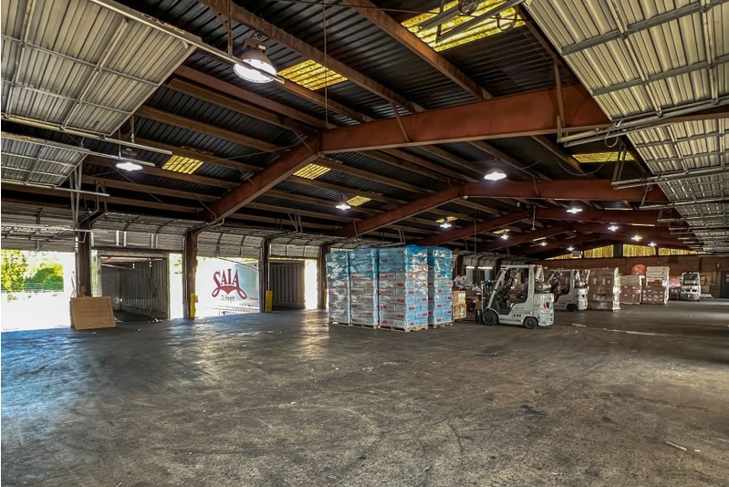 More Photos Of 2650 Western Ave, Knoxville Truck Terminal For Sale